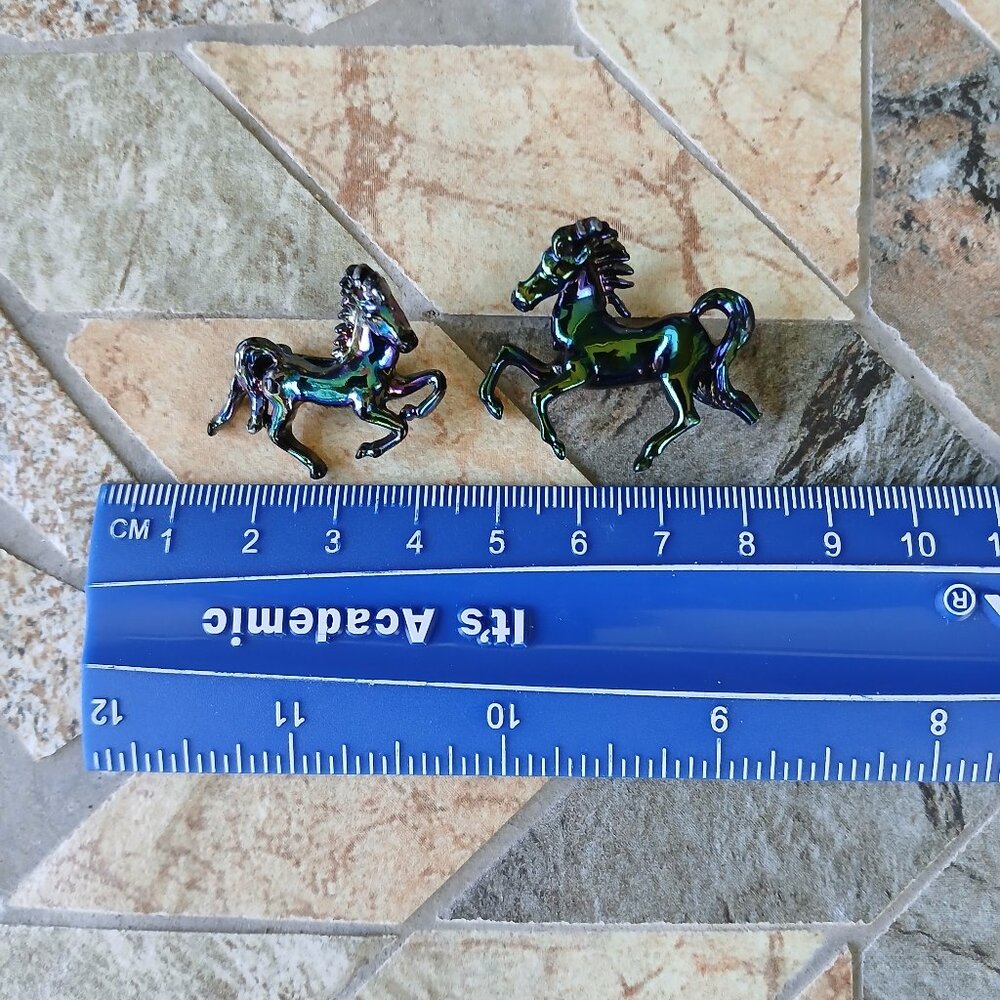 Vintage Black Iridescent Galloping Horse and Pony Brooch Pins (Set of 2 Pins) - Picture 3 of 3